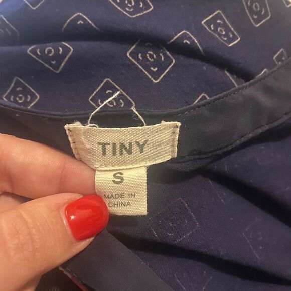 Anthropologie Tiny 3/4 sleeve multicolored v neck blouse size small - Picture 9 of 9